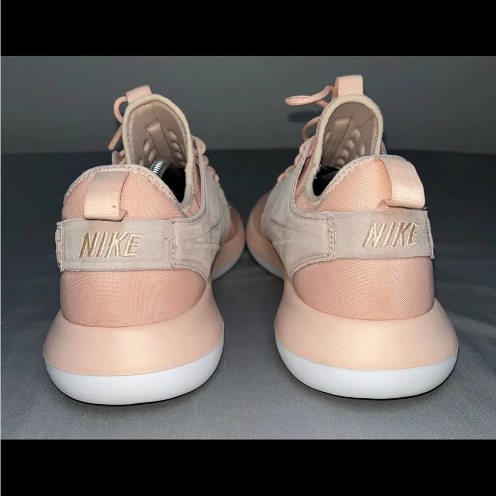 Nike Roshe Two Breeze Arctic‎ Orange Mens US 11.5 Sneaker Shoes 898037-800